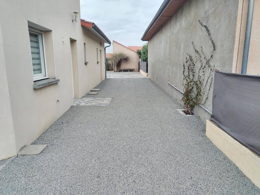 cours gravillonée